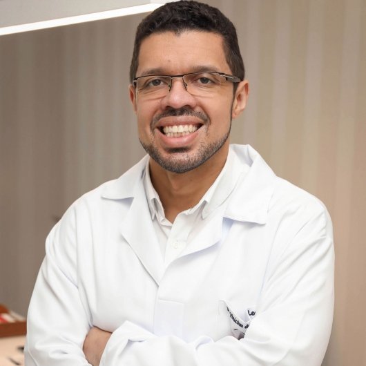 Dr. Vinicius de Souza Leal