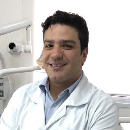 Dr. Thiago Santos