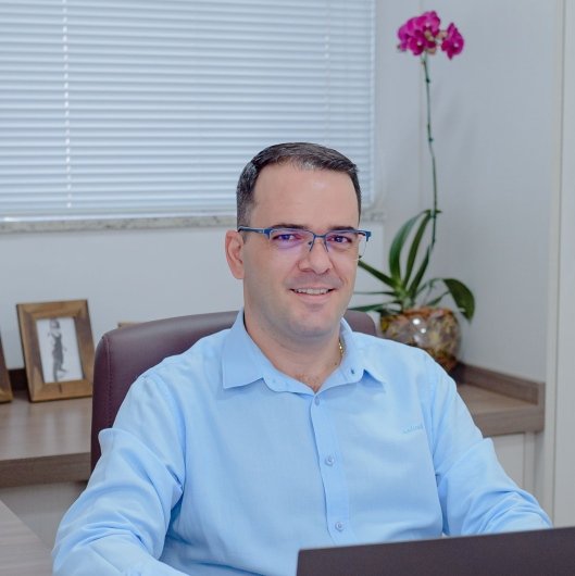 Dr. Murilo Battistetti