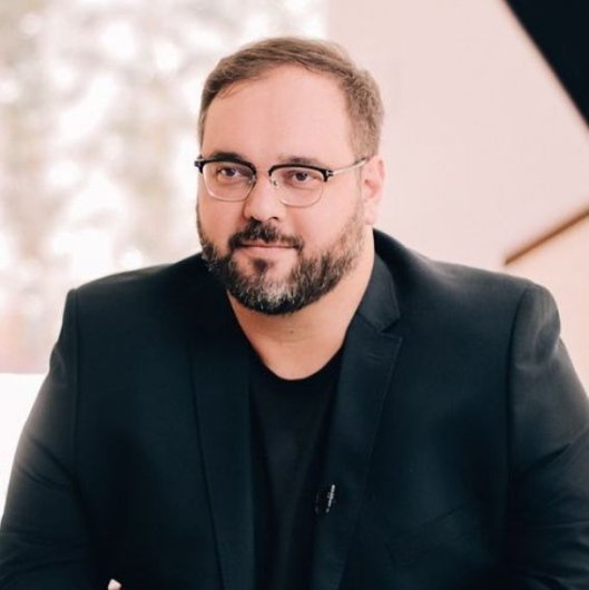 Dr. Diogo Alvino