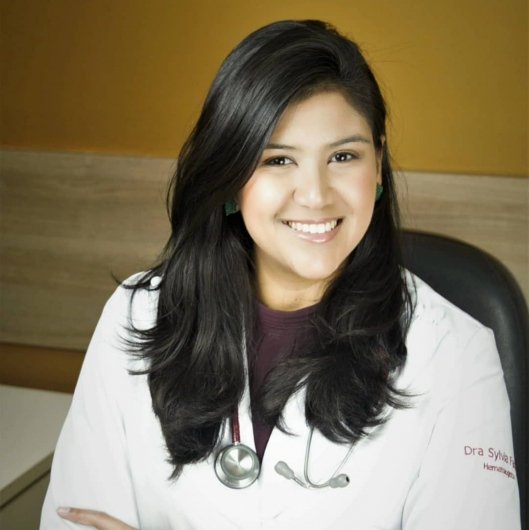 Dra. Sylvia Farias