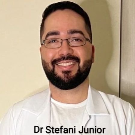 Dr. Stefani Almeida