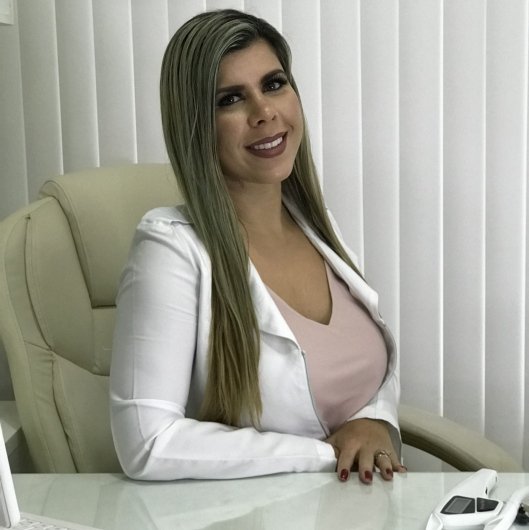 Dra. Jéssica Chaves