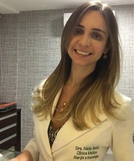 Dra. Nádia de Melo Betti