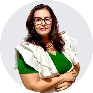 Prof. Kenia Alessandra de Araujo Celestino
