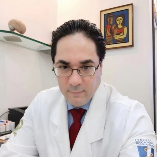 Dr. Elton Augsten