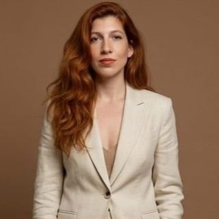 Carla Eggres Terapeuta Especialista em Ansiedade e Desenvolvimento Feminino