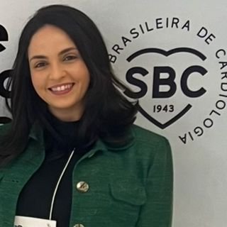 Dra. Fernanda Nascimento Dourado