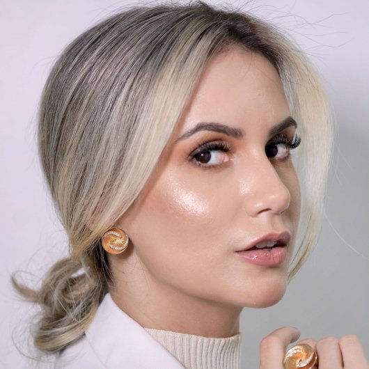 Dra. Renata Gomes