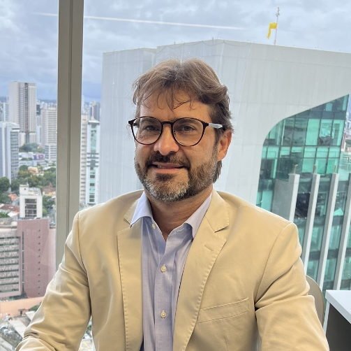 Dr. Mauricio de Miranda Moreira