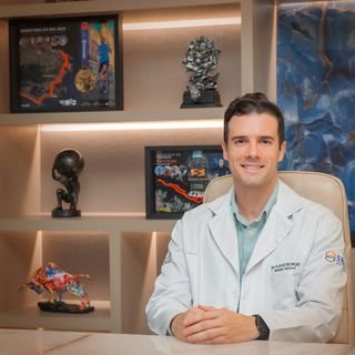 Dr. Flávio Borges