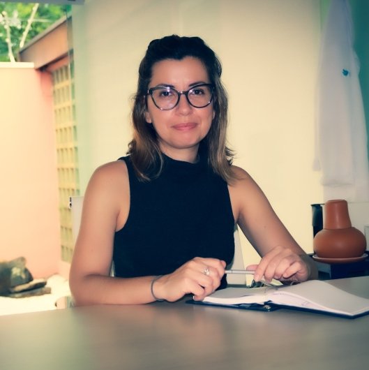 Dra. Mariana Ribeiro de Siqueira