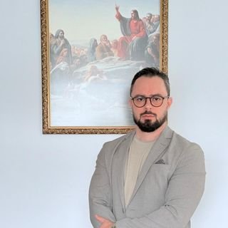 Dr. Estevão Nogueira