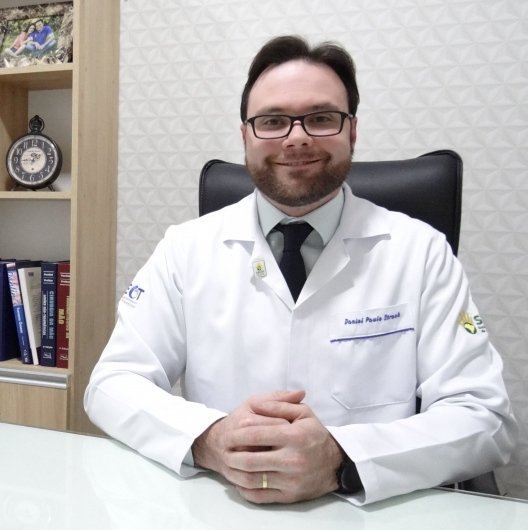 Dr. Daniel Paulo Strack