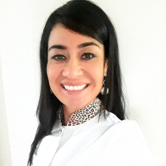 Dra. Janaína Cortes Gomes