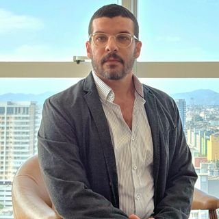 Dr. Maik Moura Borges