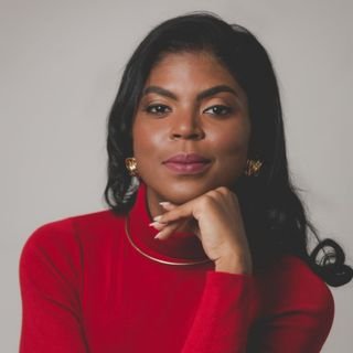 Dra. Caroline Morais Sena