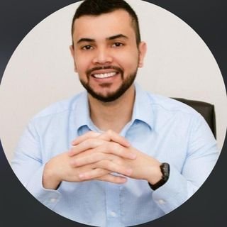 Dr. Lucas Figueiredo Da Silva