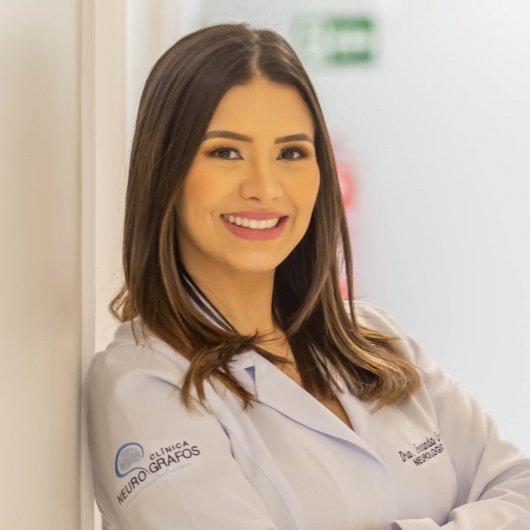 Dra. Fernanda Gabrielle Almeida Castro