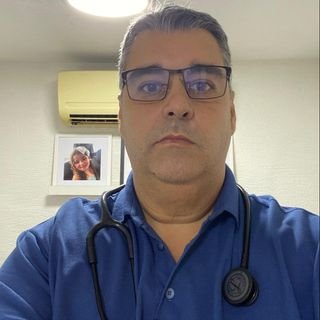 Dr. Thiago Feital