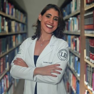 Dra. Nara Veronica Picinato de Assis