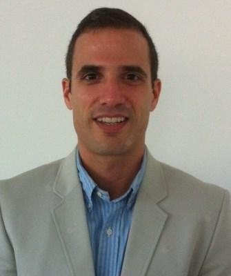 Dr. Leonardo Castro Luna
