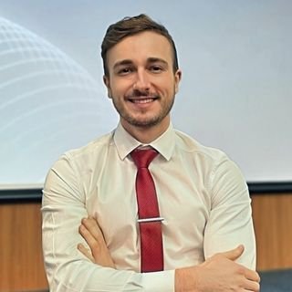 Dr. Jessé Kucarz