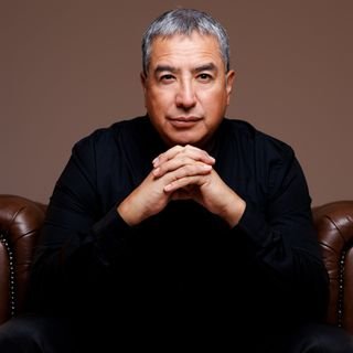 Dr. Ricardo Noli