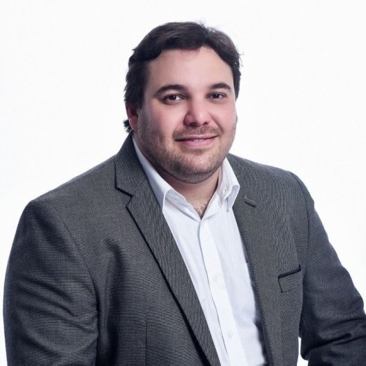 Dr. Alexandre Salomão Foz