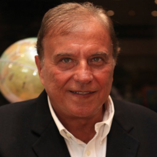 Dr. Roberto Lima