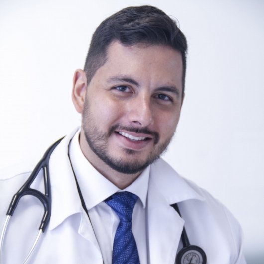 Dr. Leandro Vasconcelos