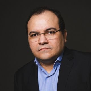 Dr. Robson Costa