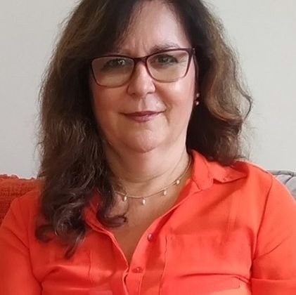 Prof. Mônica da Costa Santarelli