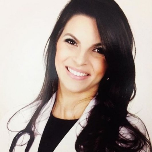 Dra. Larissa Picanço Damian Resende de Souza