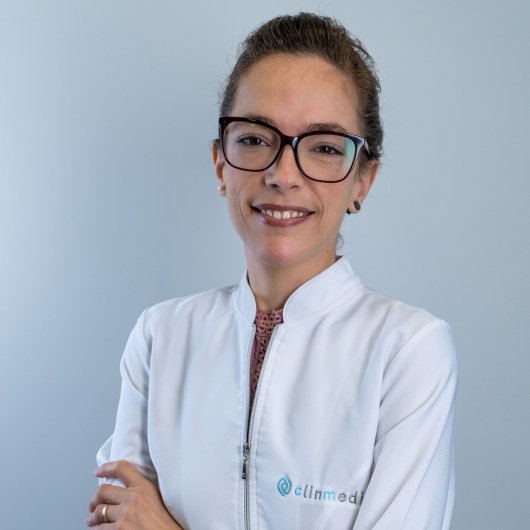 Dra. Isabela Cristina Coelho Da Cunha