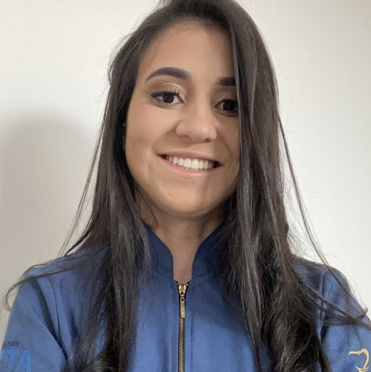 Dra. Isabela Mota