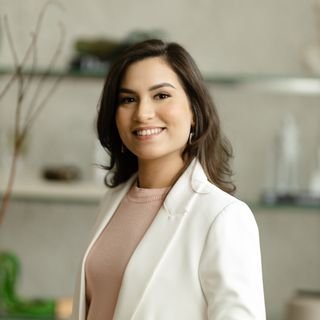 Dra. Camila Hansen