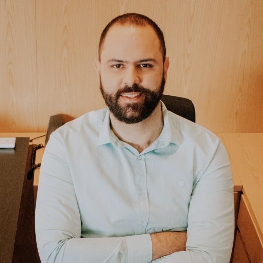 Dr. Victor Minin