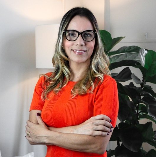 Thais Correia