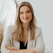 Dra. Adriane Schio Pagliarini
