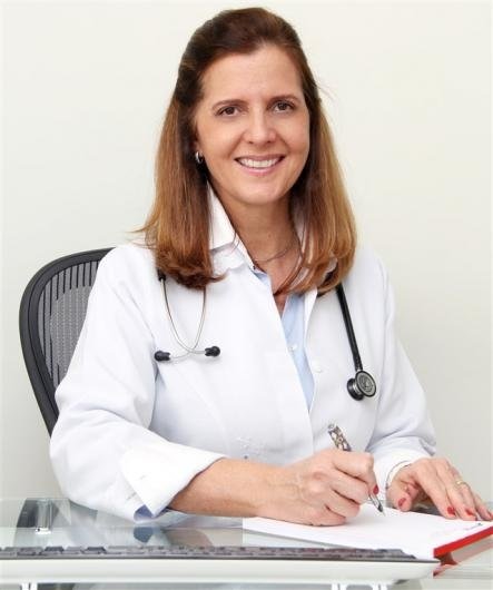 Dra. Estela Maria Marcon Pires