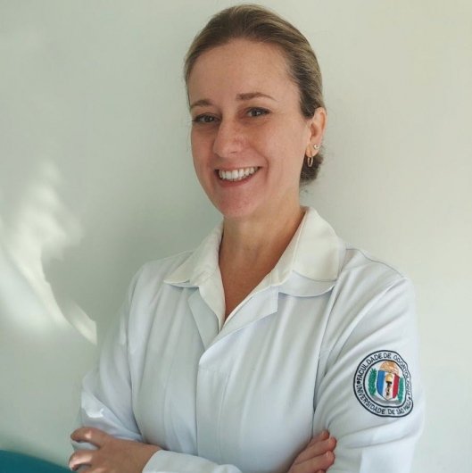 Dra. MARTHA BARBOSA