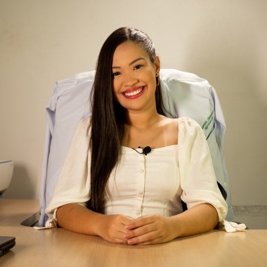Dra. Yasmim Santana