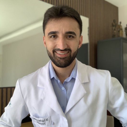 Dr. Ítalo Pena Guimarães
