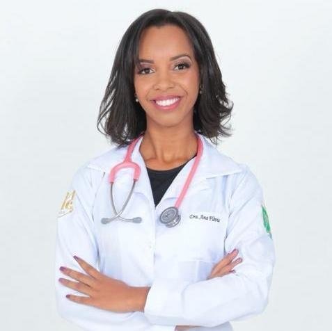 Dra. Ana Flávia Souza Silva