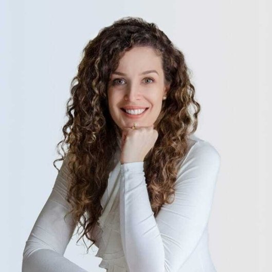 Letícia Fava