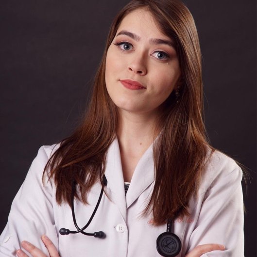 Dra. Amanda Oliveira Silva