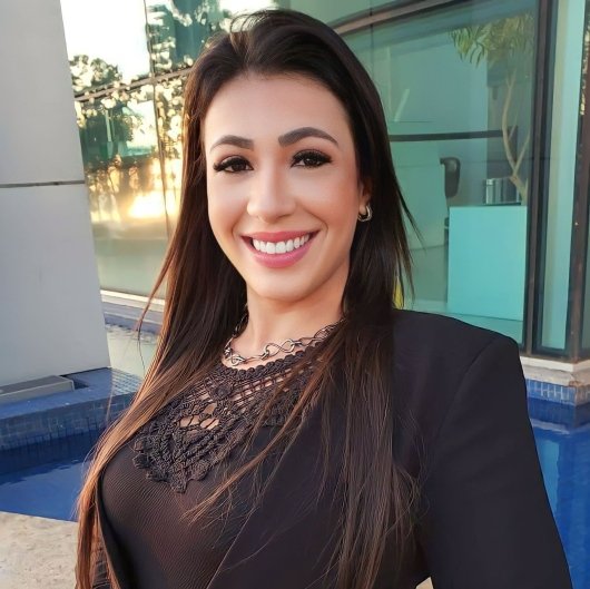 Gisele Correia Costa Leite