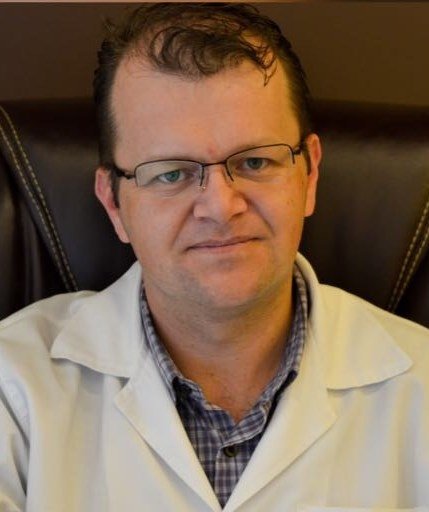 Dr. Alexandre Guedes