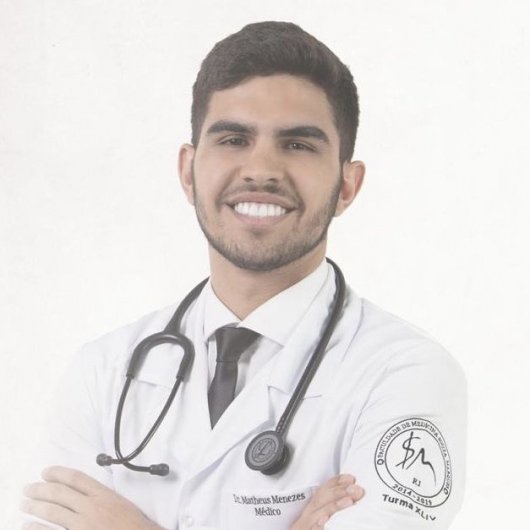 Dr. Matheus Menezes